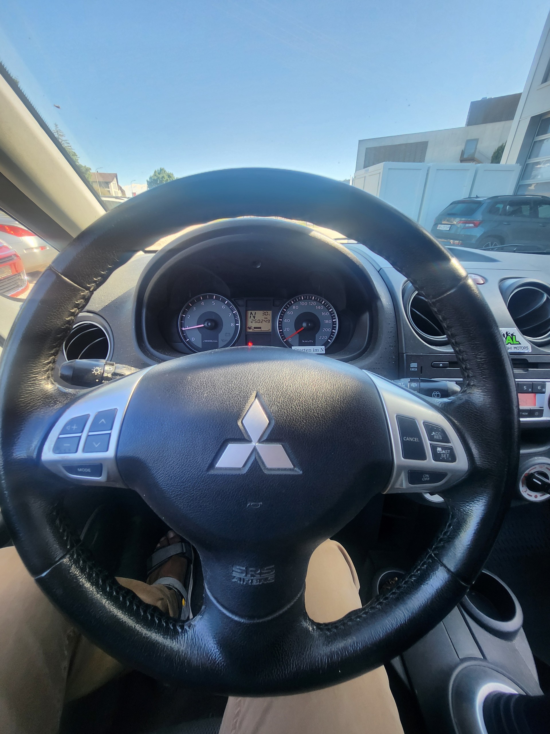 MITSUBISHI Colt 1.3 16V Jubilé (35) Allshift-image-10