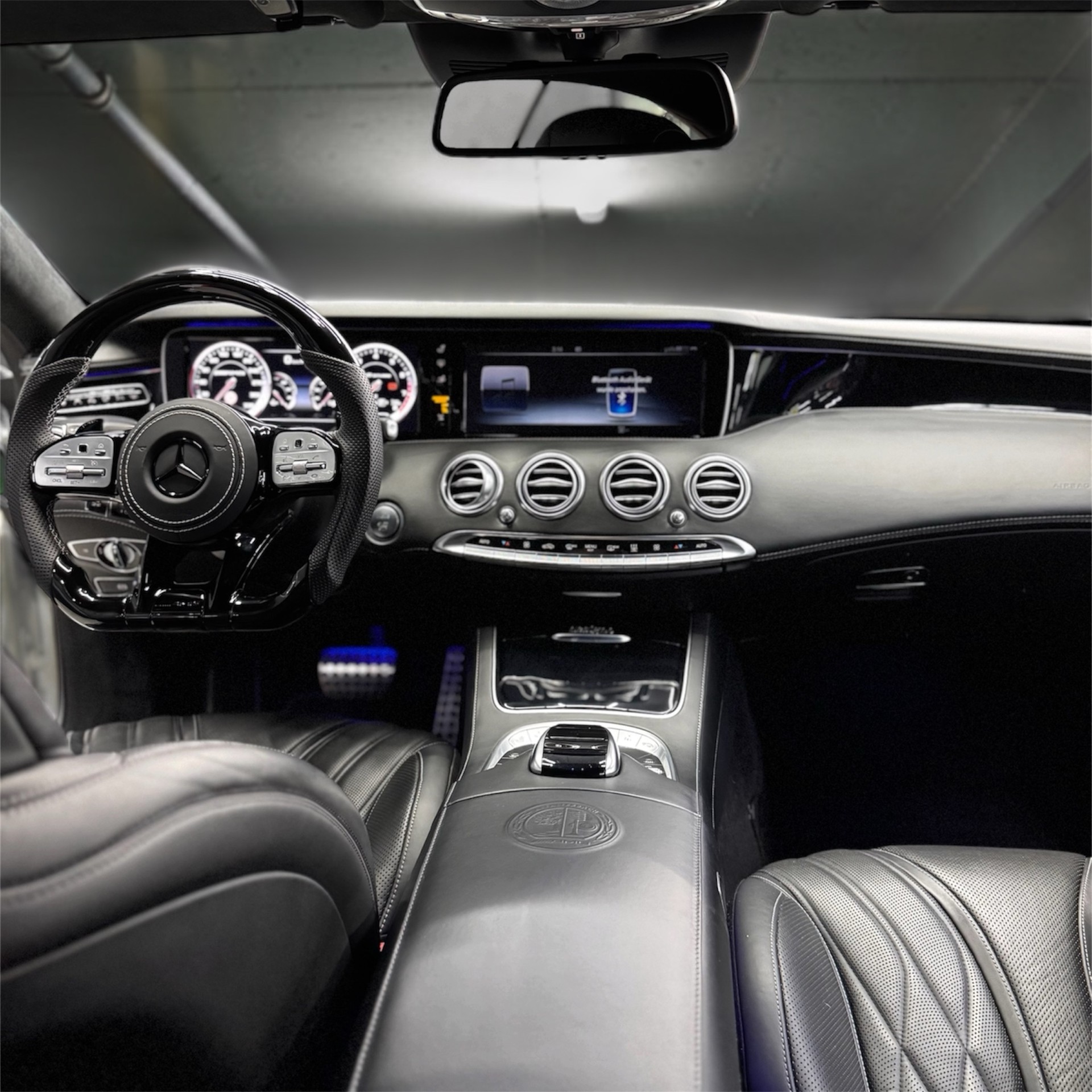 MERCEDES-BENZ S 63 V8 AMG 4matic-image-4