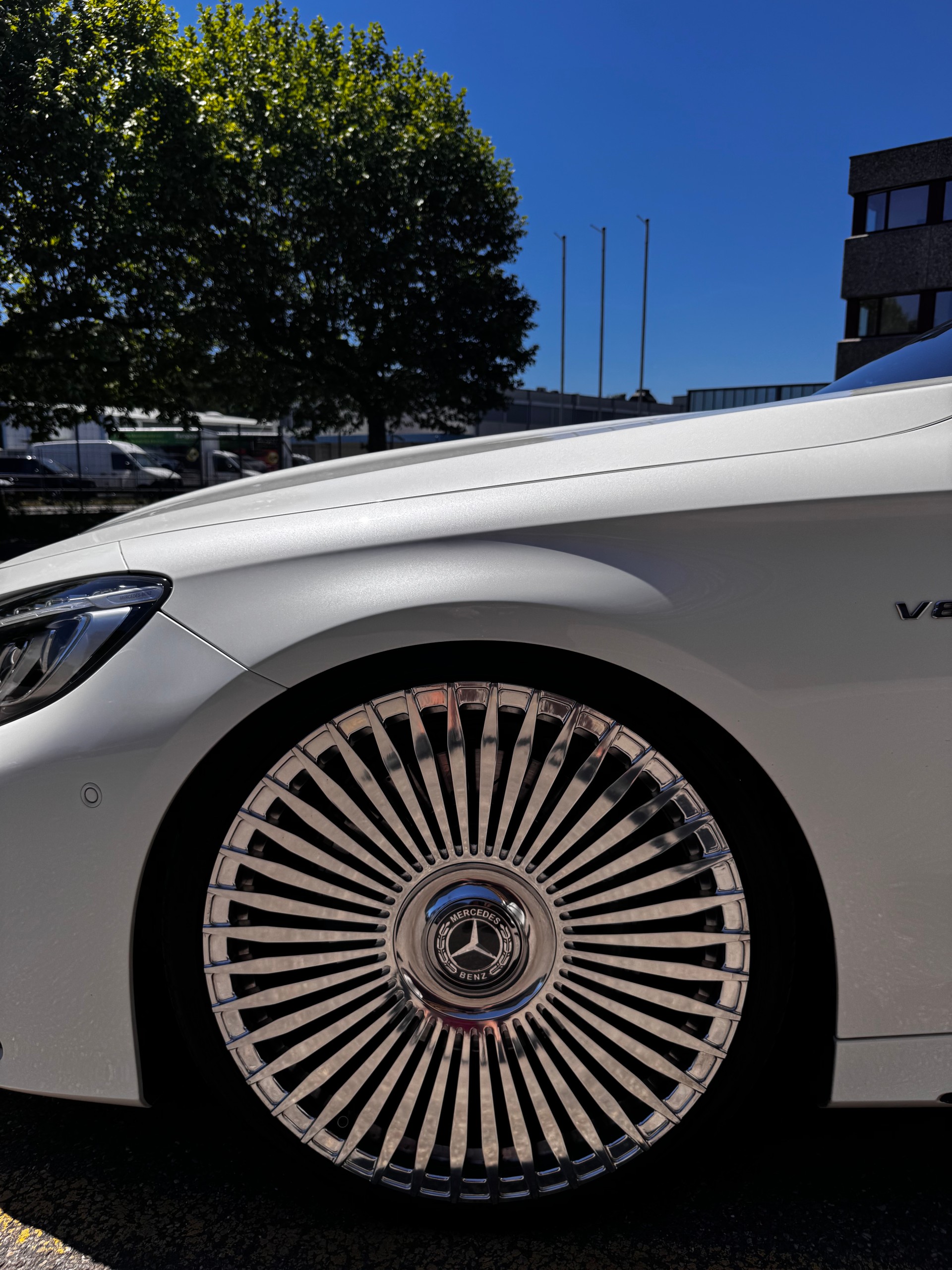 MERCEDES-BENZ S 63 V8 AMG 4matic-image-9