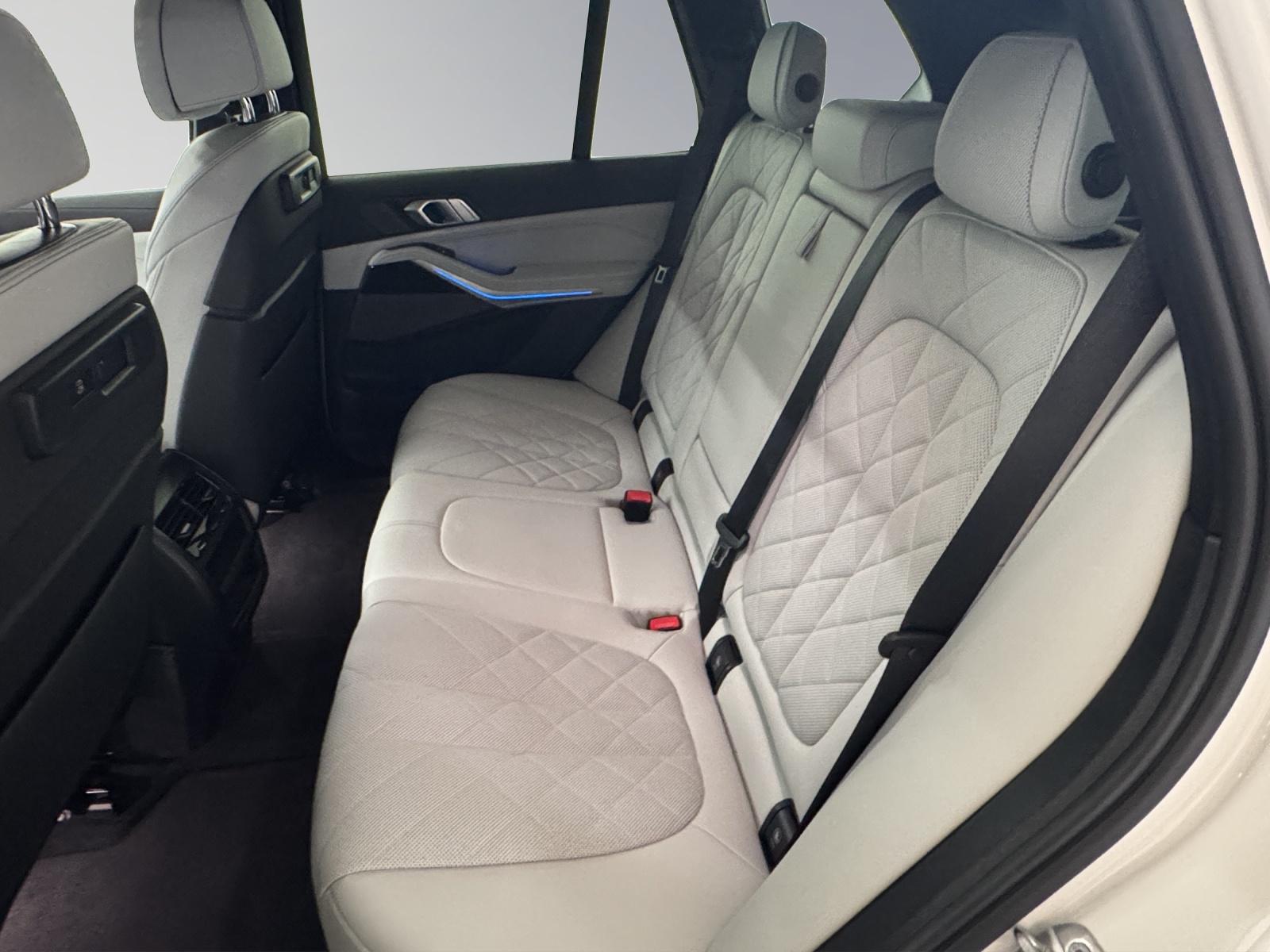 BMW X5 45e xDrive-image-13
