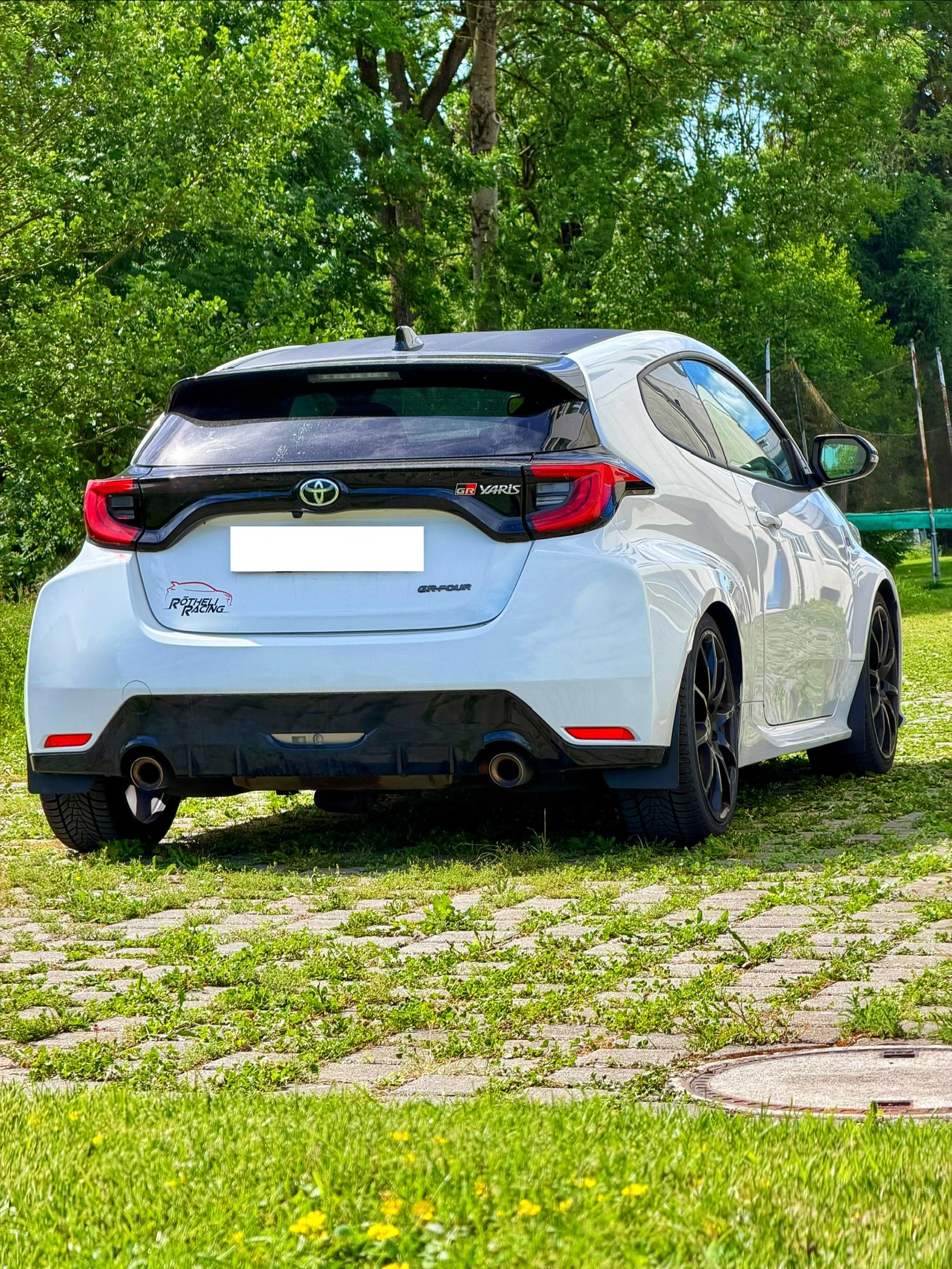 TOYOTA GR Yaris 1.6 Turbo Sport 4x4-image-6