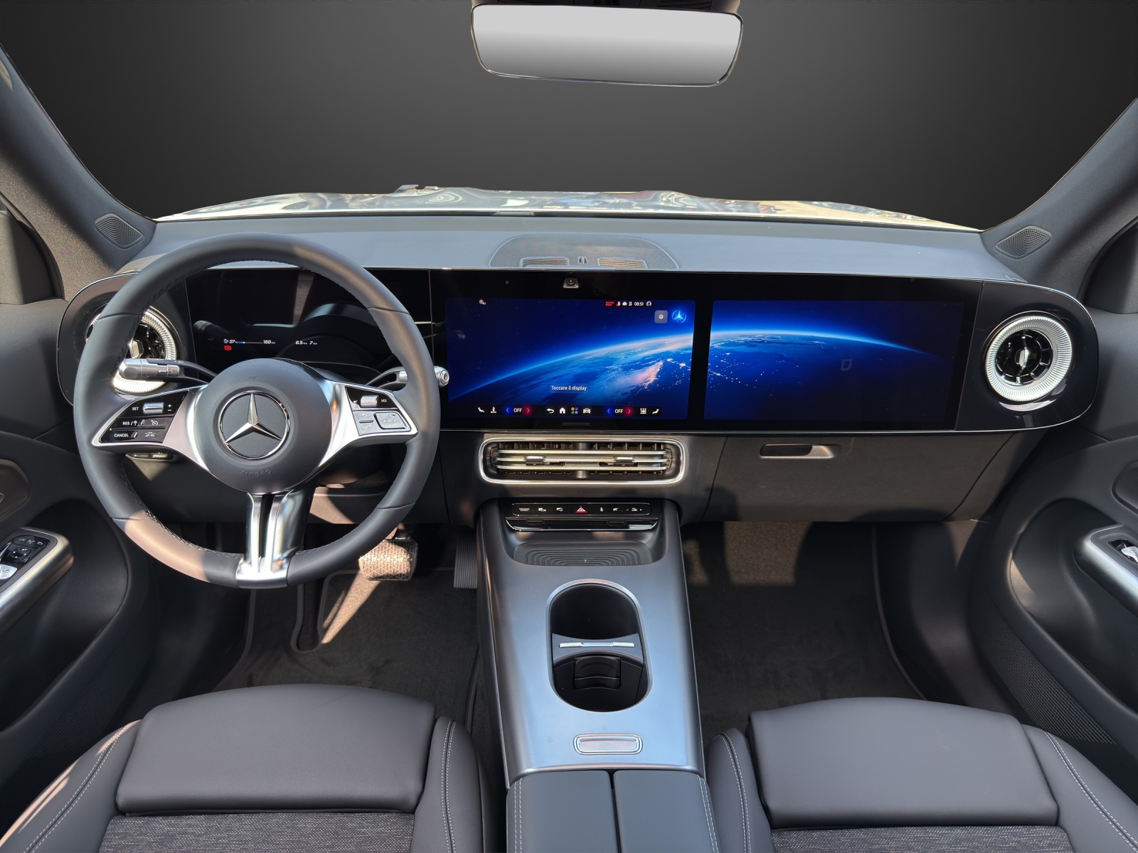 MERCEDES-BENZ GLB 250+ with EQ Technology-image-10