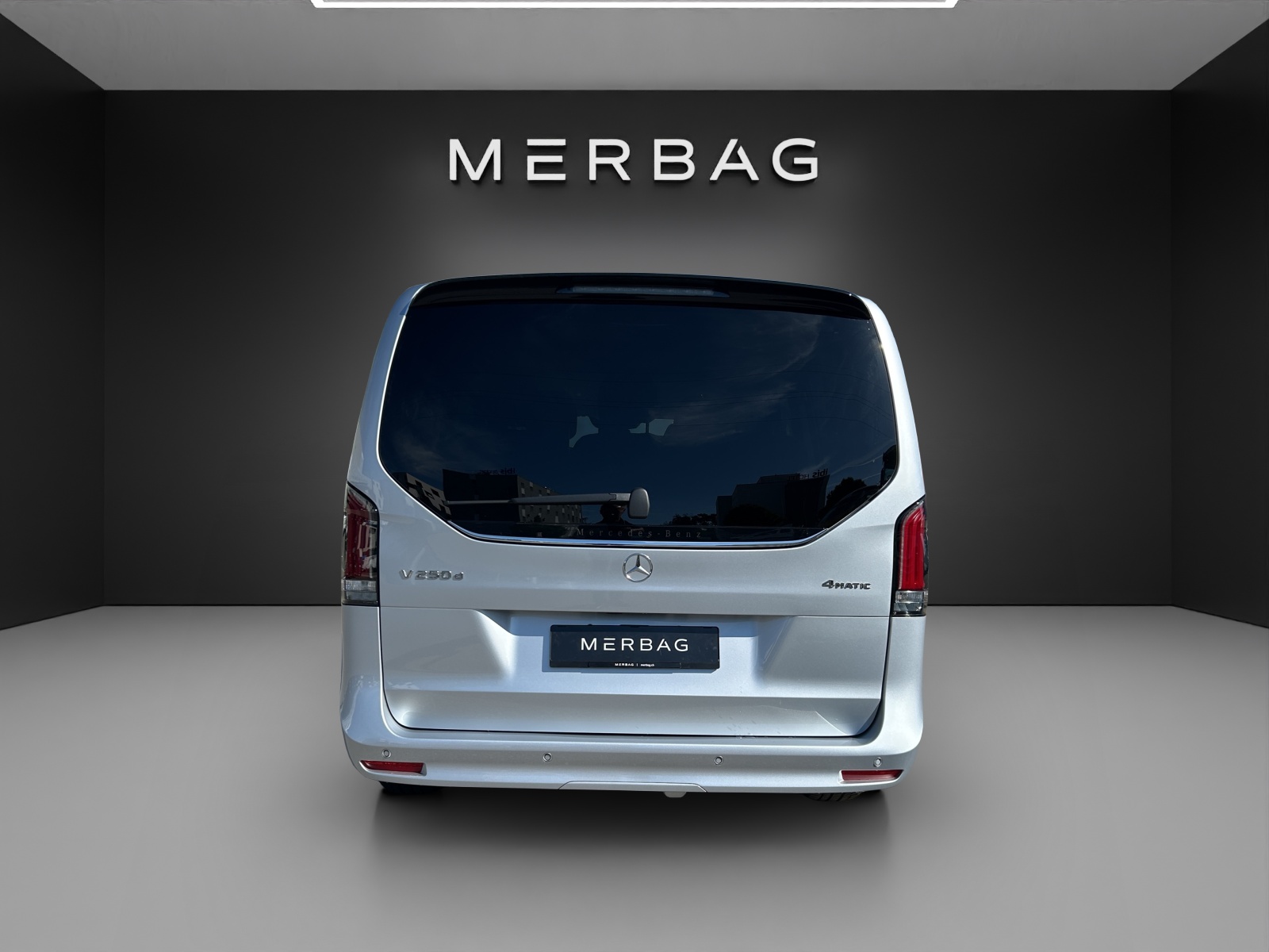 MERCEDES-BENZ V 250 d lang 4Matic Style 9G-Tronic-image-4