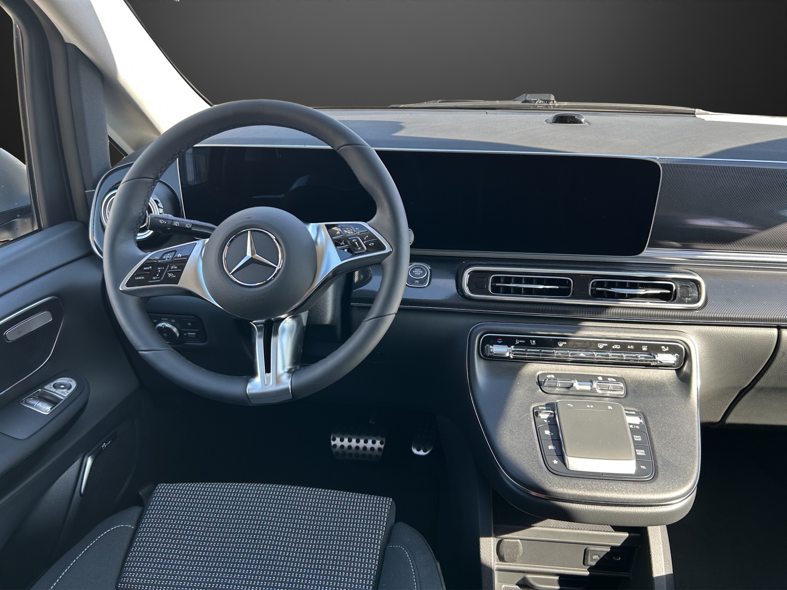 MERCEDES-BENZ V 250 d lang 4Matic Style 9G-Tronic-image-8