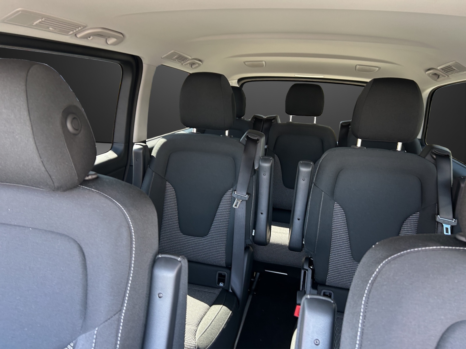 MERCEDES-BENZ V 250 d lang 4Matic Style 9G-Tronic-image-10