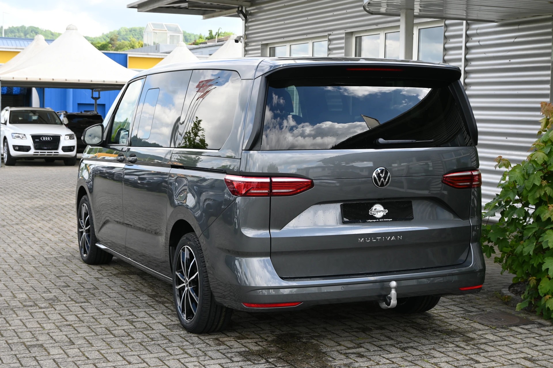 VW Multivan 2.0 TDI DSG Lang 7-Plätzer + AHK 2000kg + Standheizung-image-6