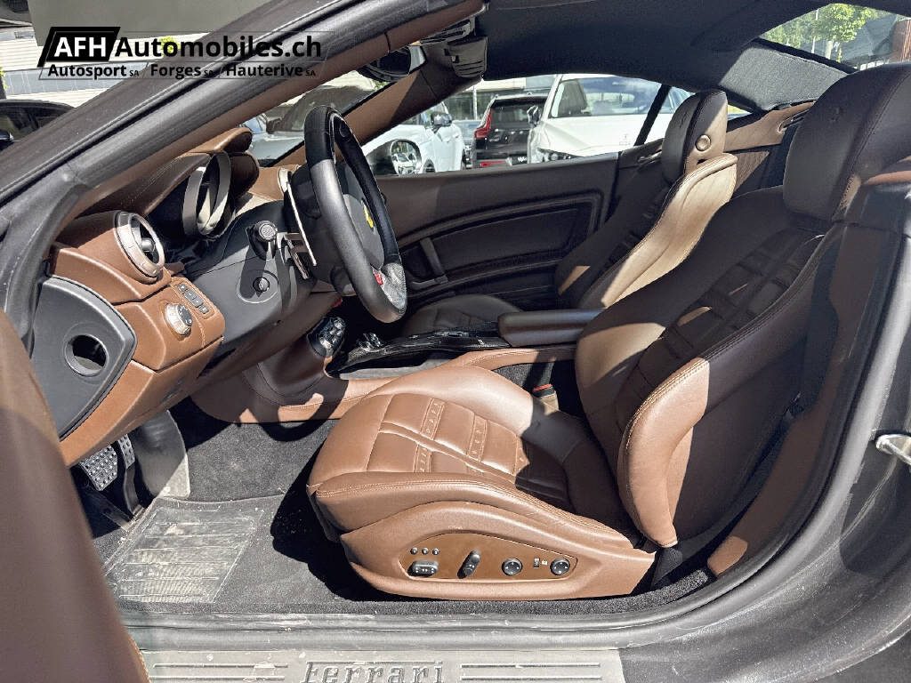 FERRARI California 4.3-image-13