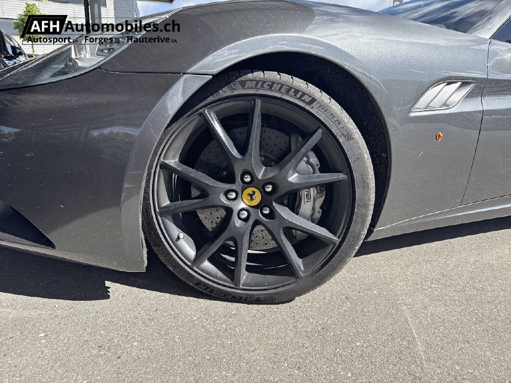 FERRARI California 4.3-image-16