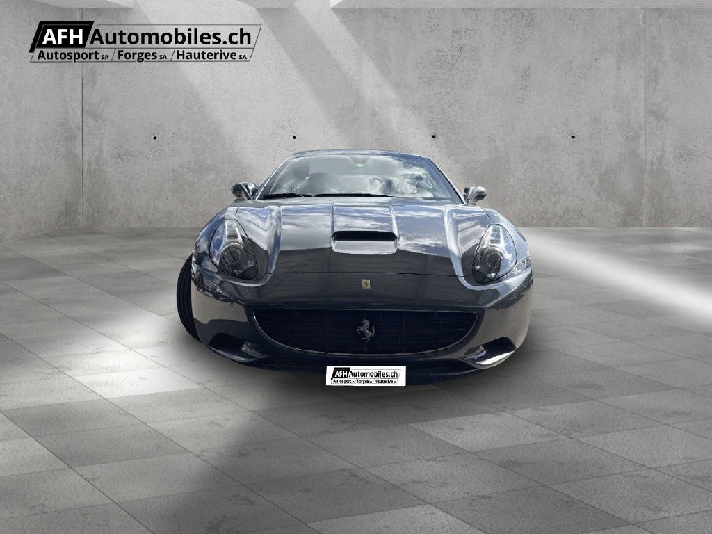 FERRARI California 4.3-image-7
