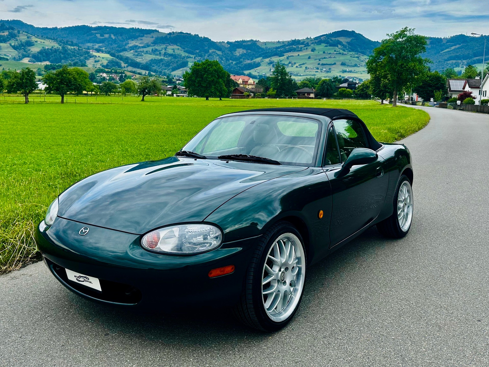 MAZDA MX-5 1.8i-16 GT-R Youngst-image-1