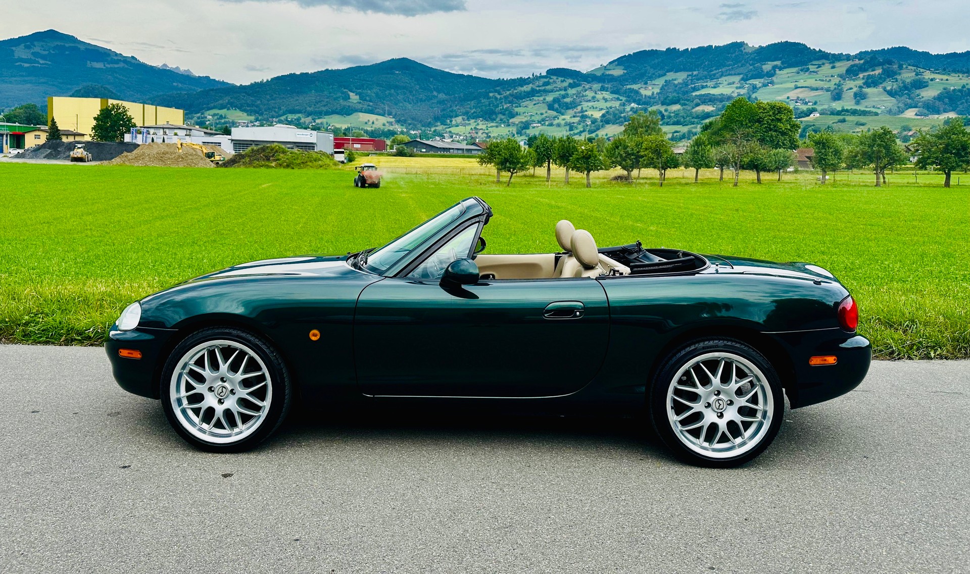 MAZDA MX-5 1.8i-16 GT-R Youngst-image-2