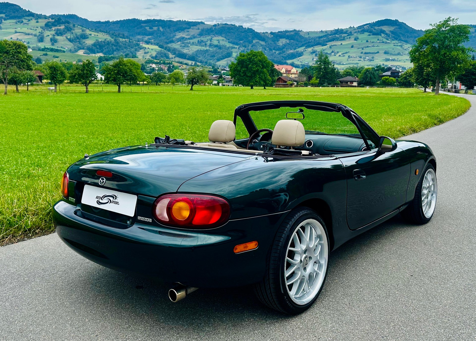MAZDA MX-5 1.8i-16 GT-R Youngst-image-12