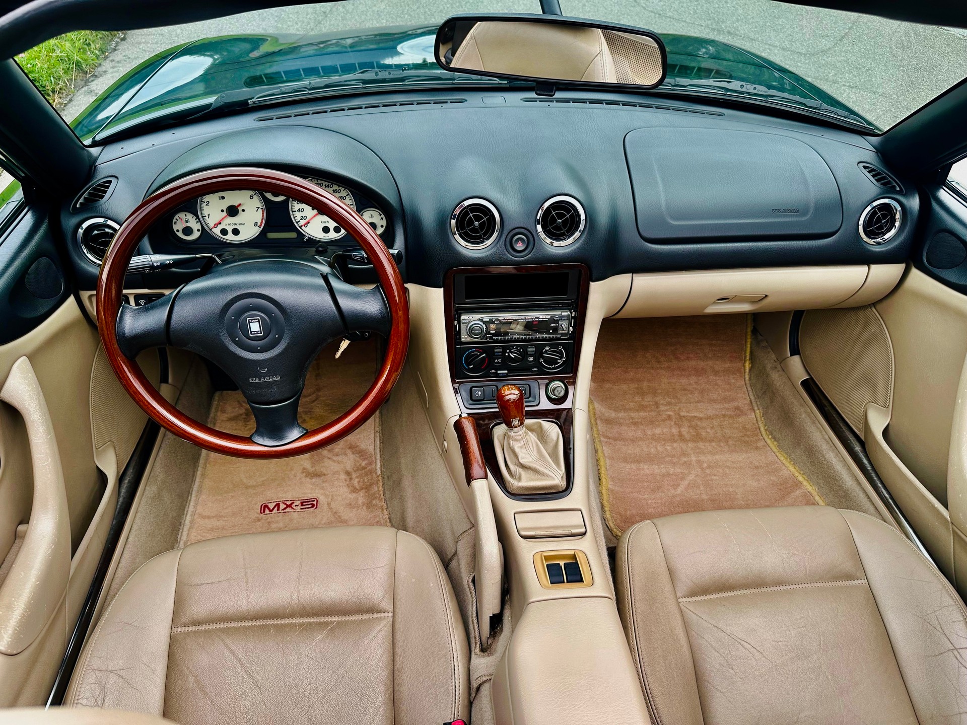 MAZDA MX-5 1.8i-16 GT-R Youngst-image-16