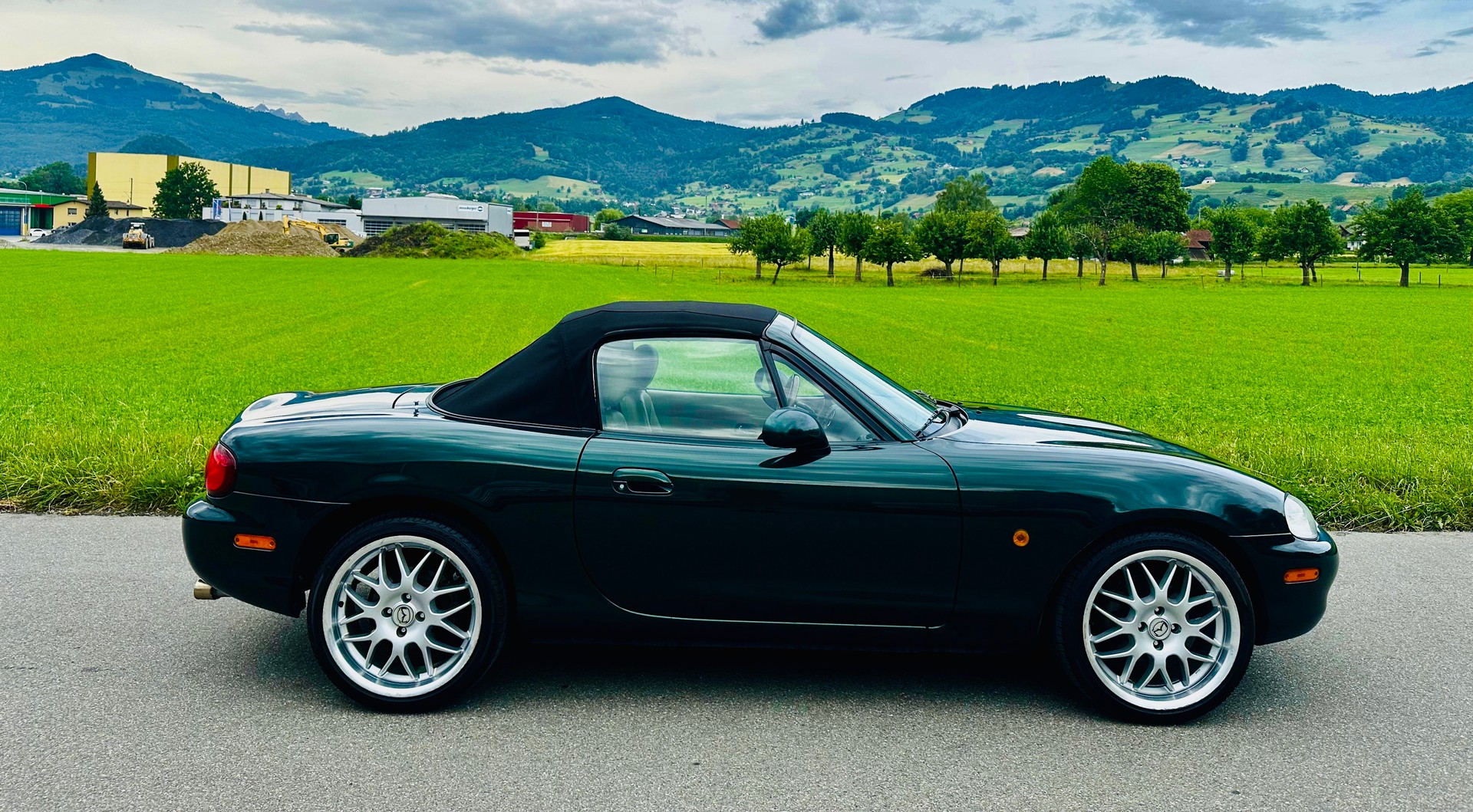MAZDA MX-5 1.8i-16 GT-R Youngst-image-9