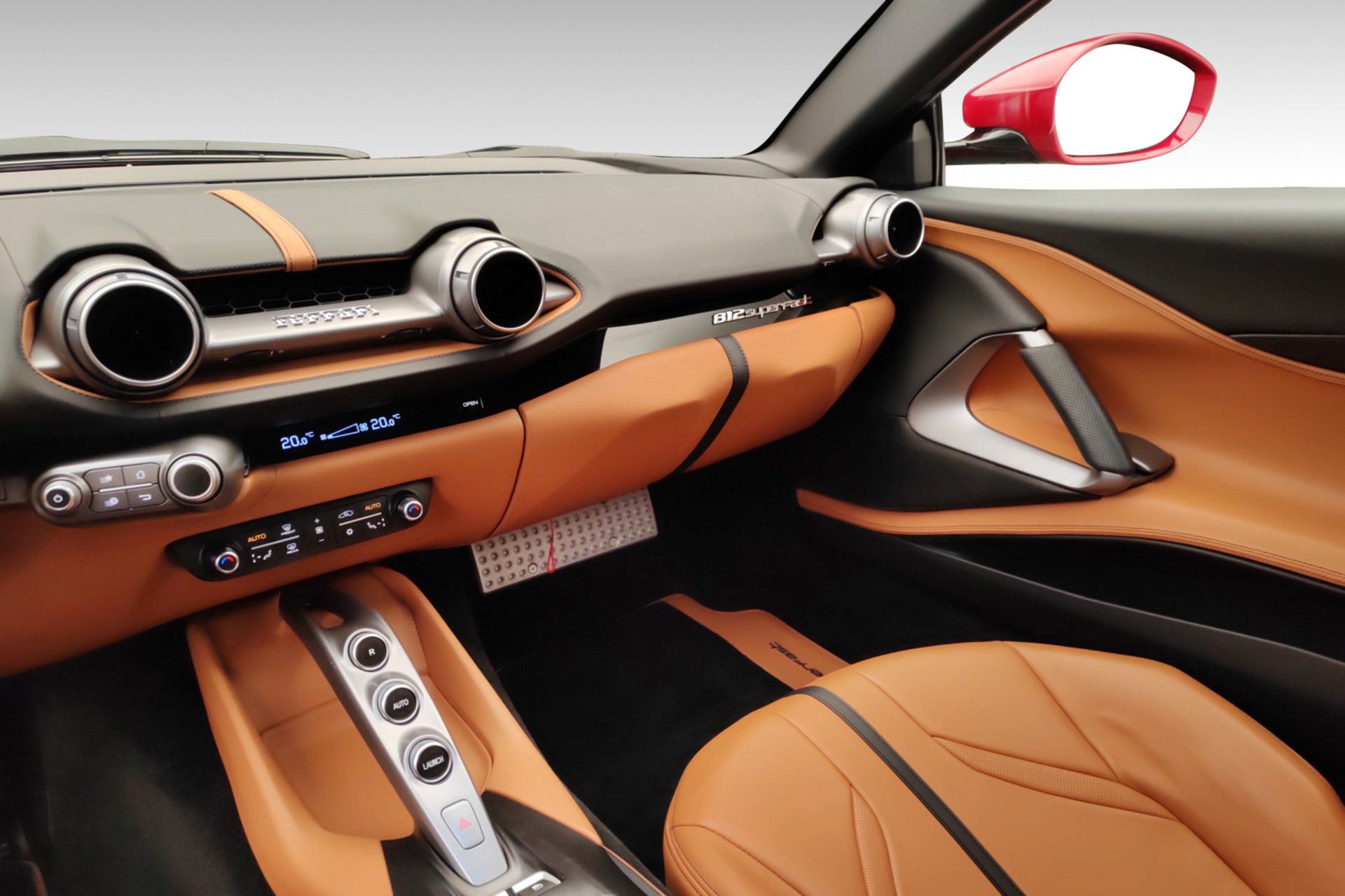 FERRARI 812 Superfast-image-11