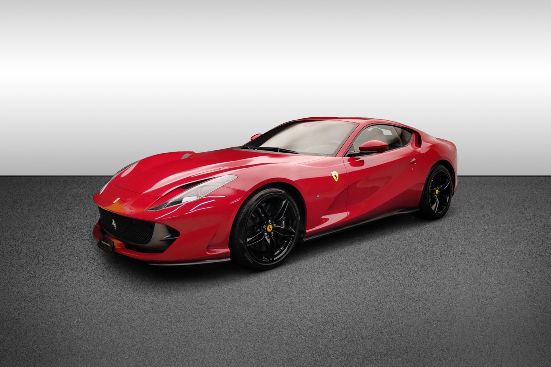 FERRARI 812 Superfast-image-2