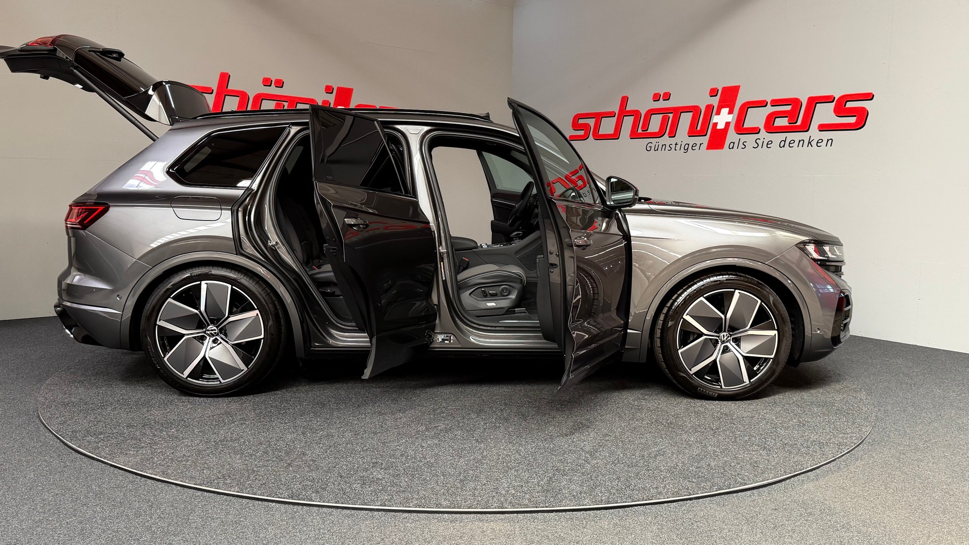 VW Touareg Final Edition 3.0 TDI R-Line Tiptronic-image-7