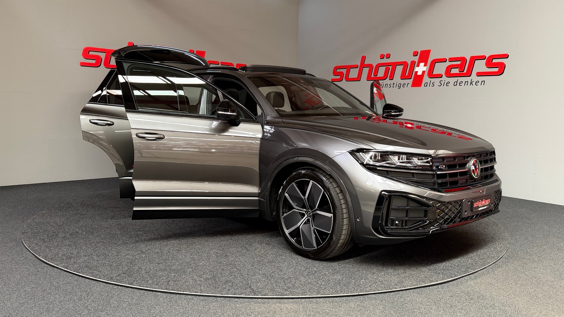VW Touareg Final Edition 3.0 TDI R-Line Tiptronic-image-8