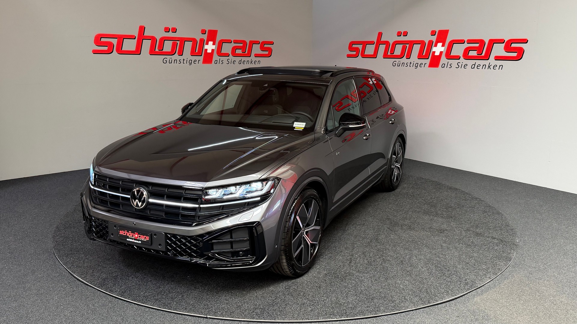 VW Touareg Final Edition 3.0 TDI R-Line Tiptronic-image-1