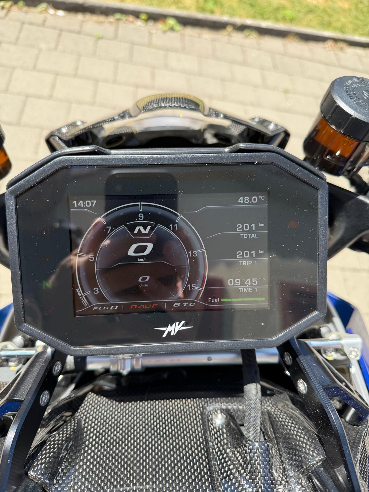 MV AGUSTA B4 Brutale 1000 RR Assen-image-4