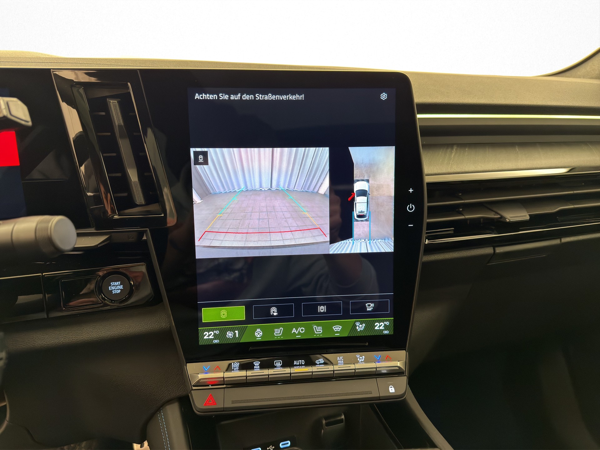 RENAULT Rafale 1.2 E-Tech Plug-in Atelier Alpine-image-10