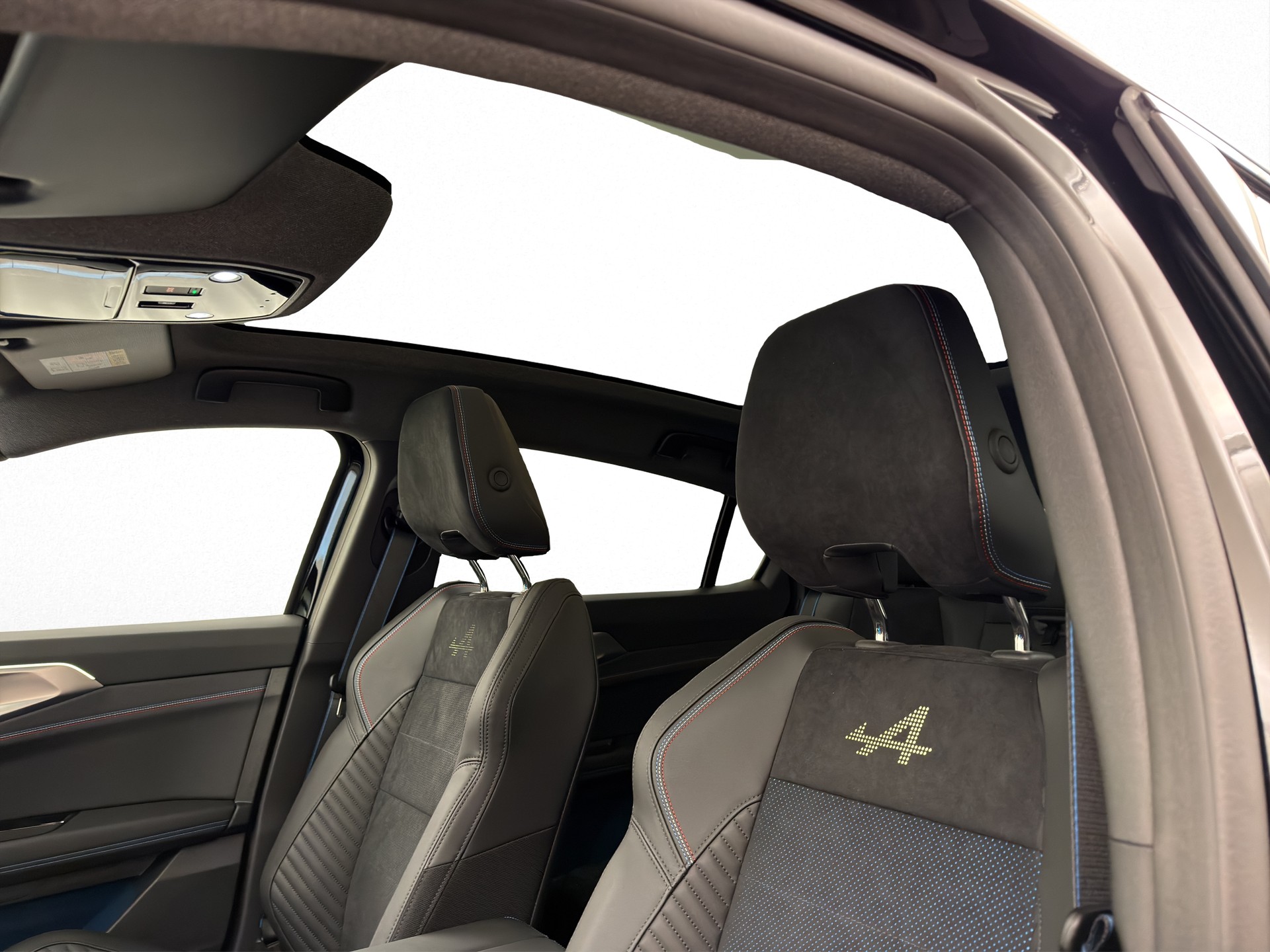 RENAULT Rafale 1.2 E-Tech Plug-in Atelier Alpine-image-13