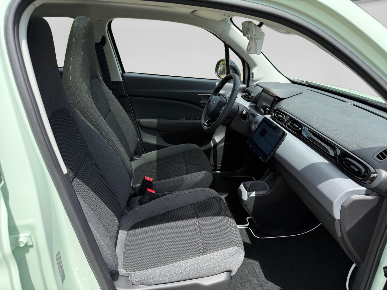 LEAPMOTOR T03 37kWh-image-16