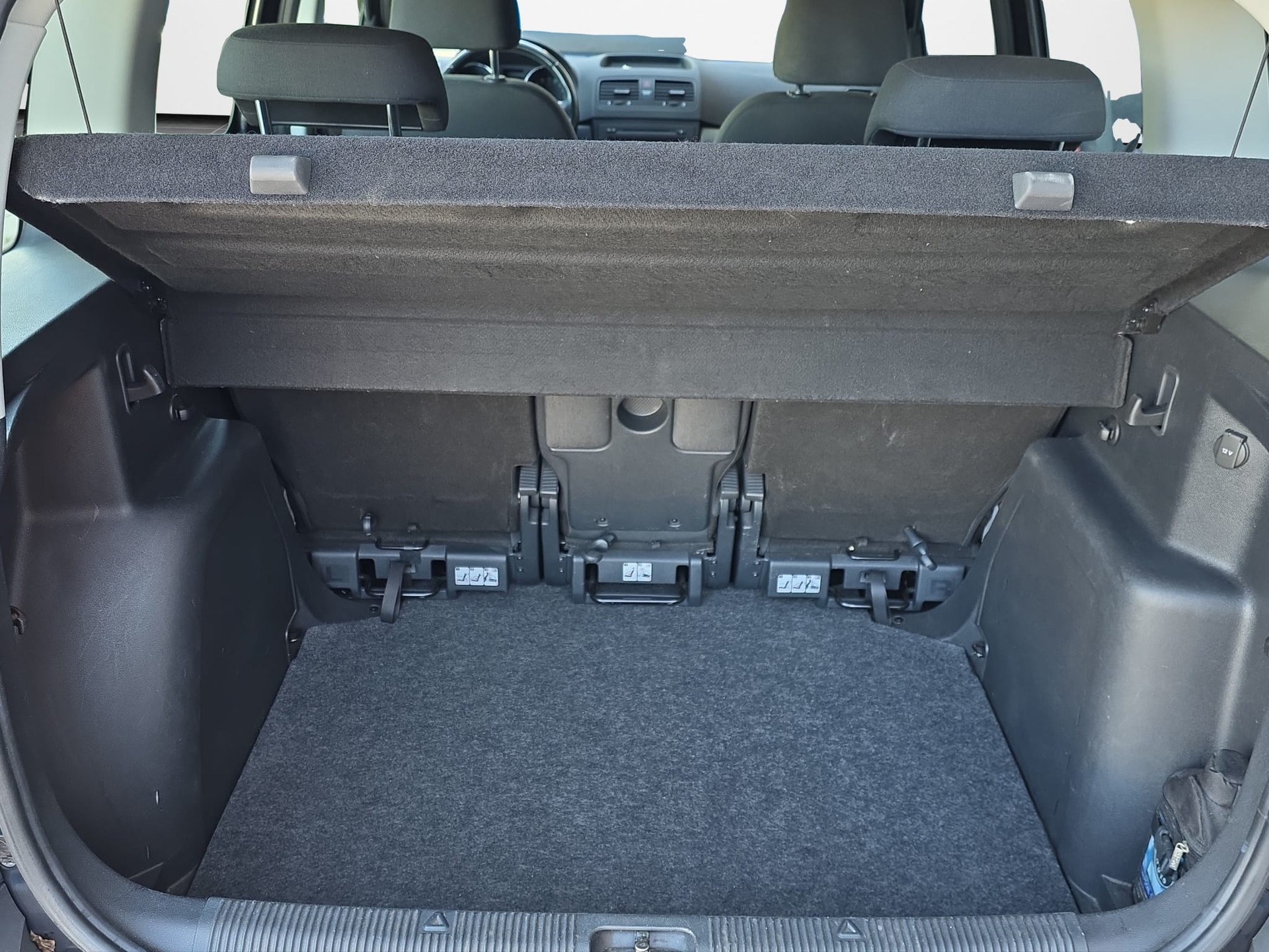 SKODA Yeti 2.0 TDI Ambition 4x4-image-14