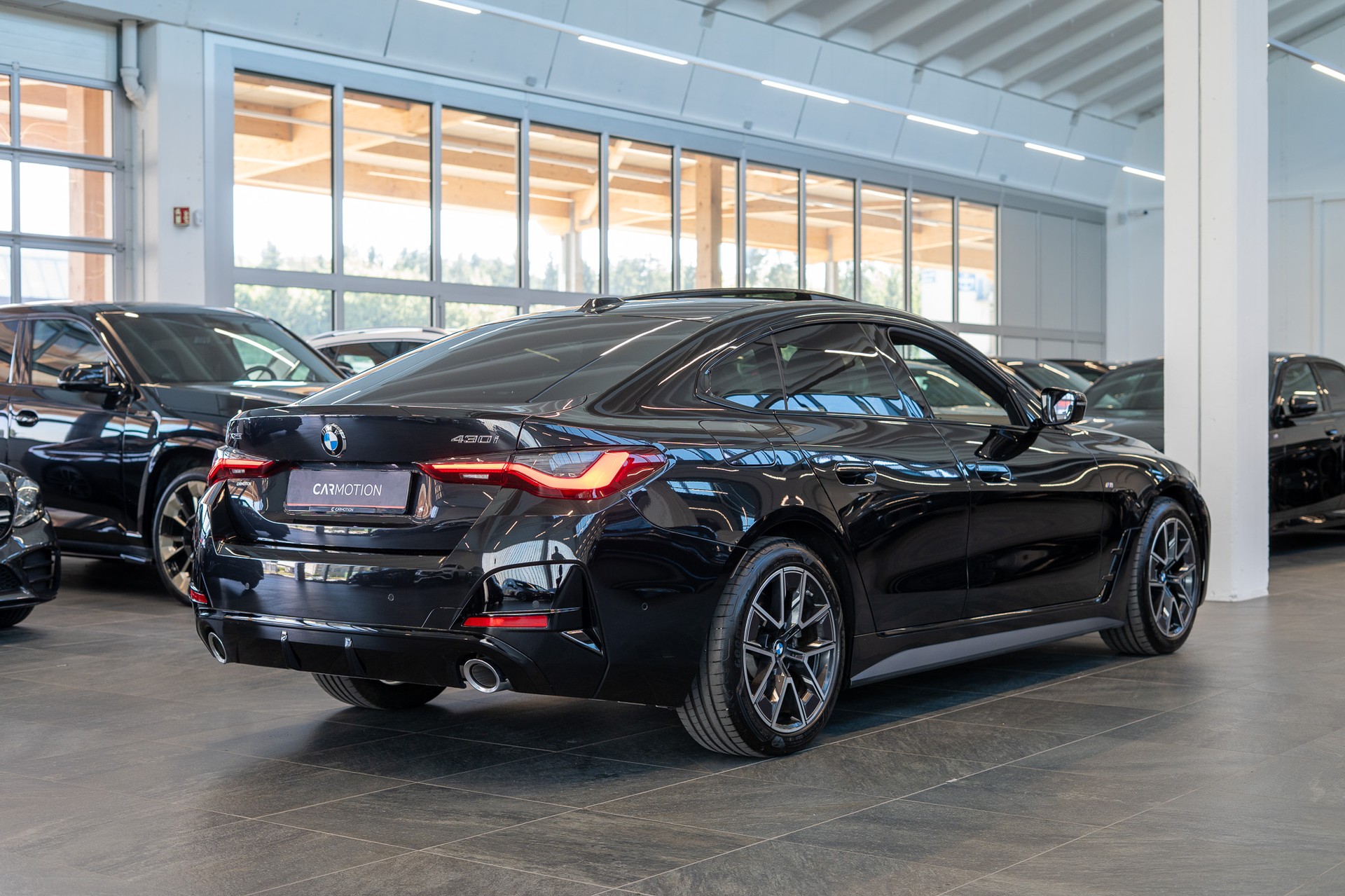 BMW 430i xDrive Gran Coupé / LCI / Glasdach / Rückfahrkamera-image-3