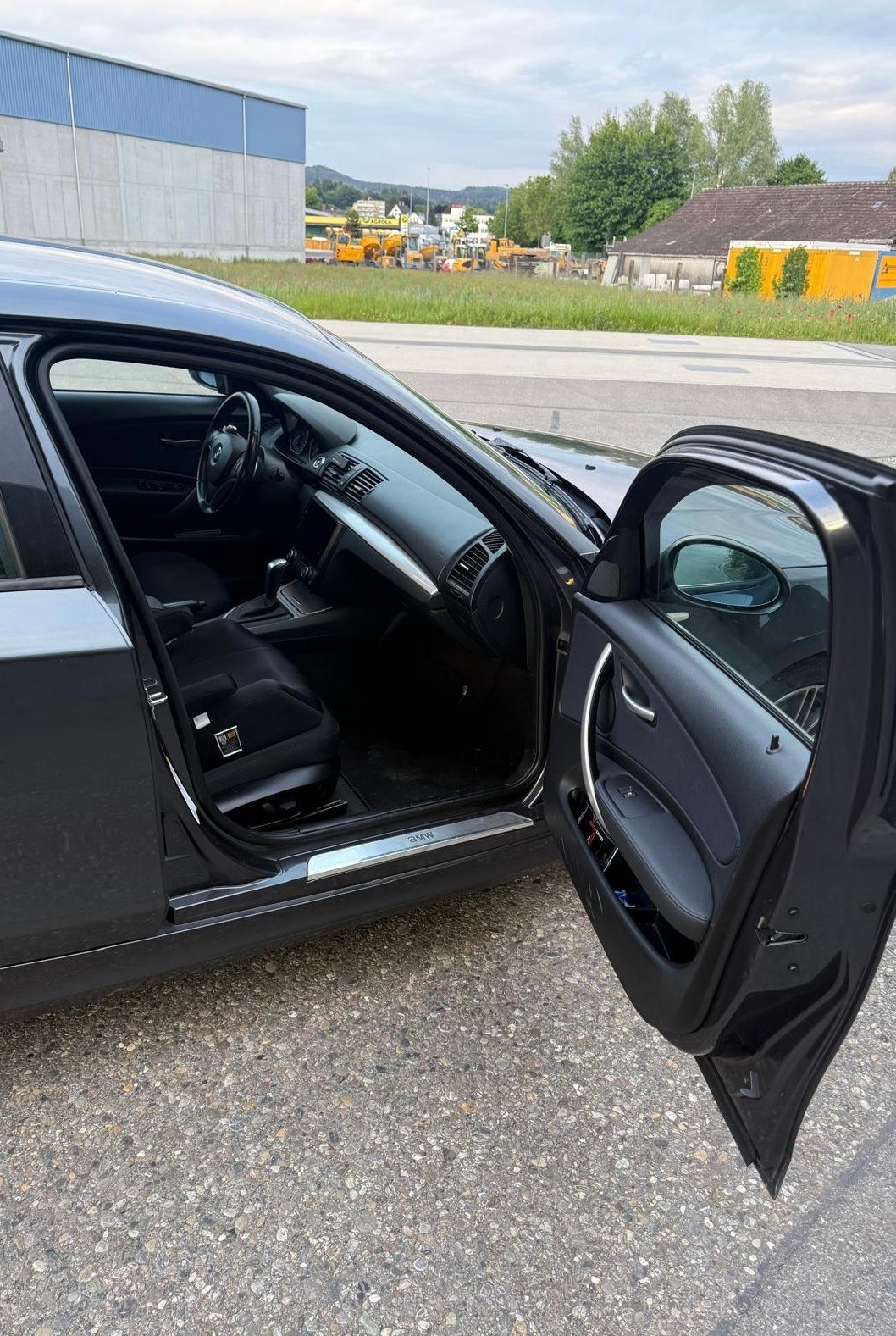 BMW 130i Steptronic-image-7