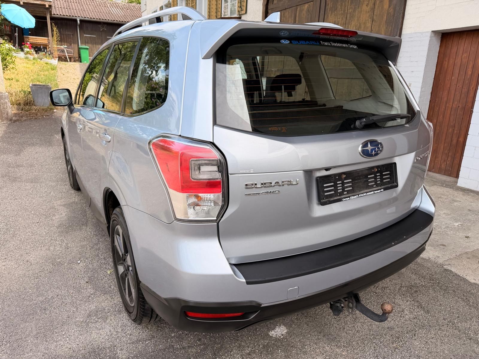 SUBARU Forester 2.0i Advantage Lineartronic-image-3