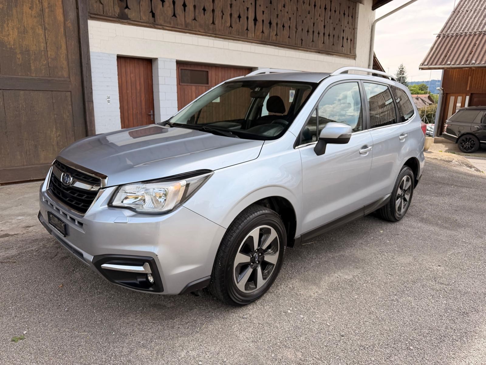 SUBARU Forester 2.0i Advantage Lineartronic-image-0