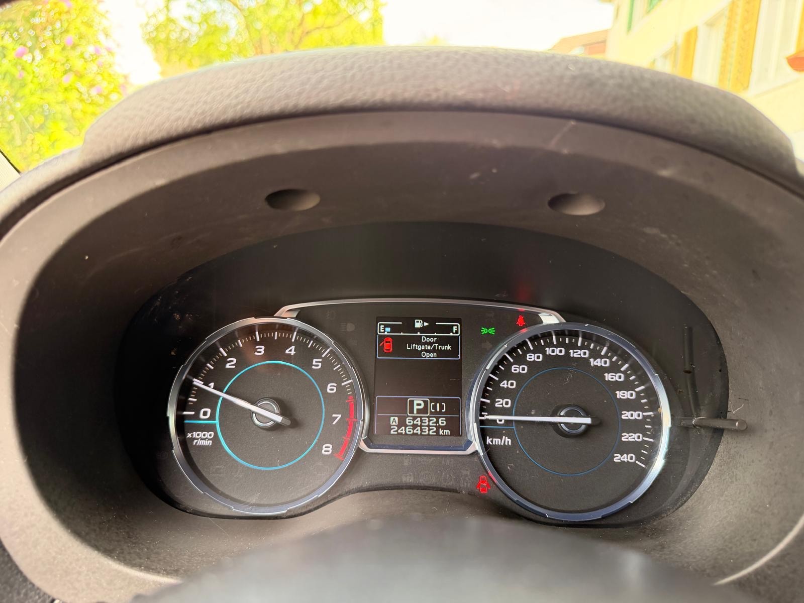 SUBARU Forester 2.0i Advantage Lineartronic-image-14