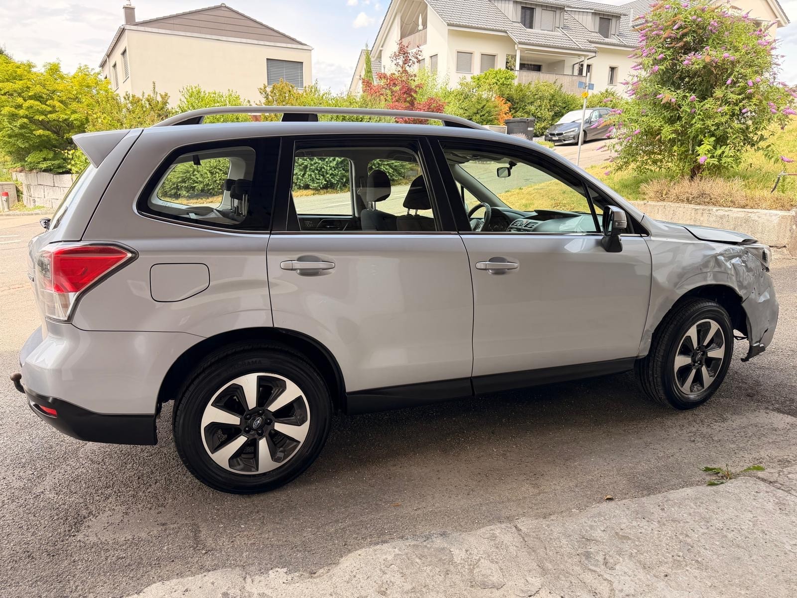SUBARU Forester 2.0i Advantage Lineartronic-image-5
