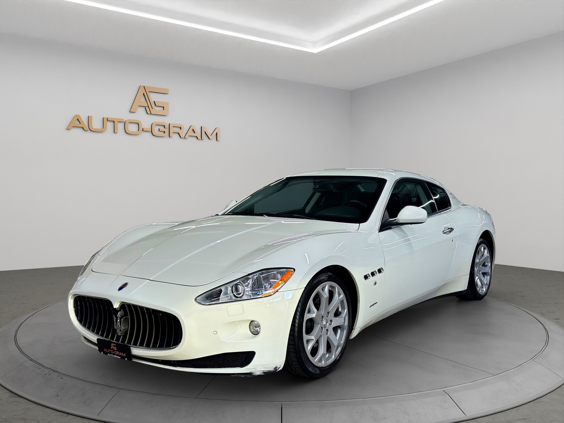 MASERATI GranTurismo Automatica-image-0