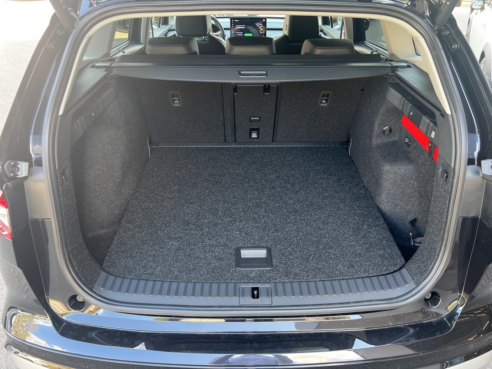 SKODA Enyaq 85x Selection 4x4-image-9