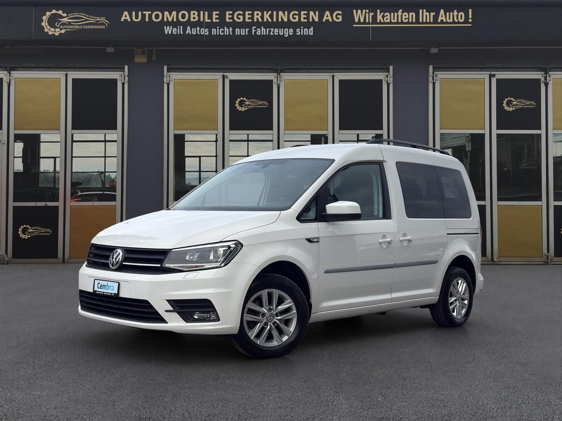 VW Caddy 2.0 TDI Family DSG-image-0