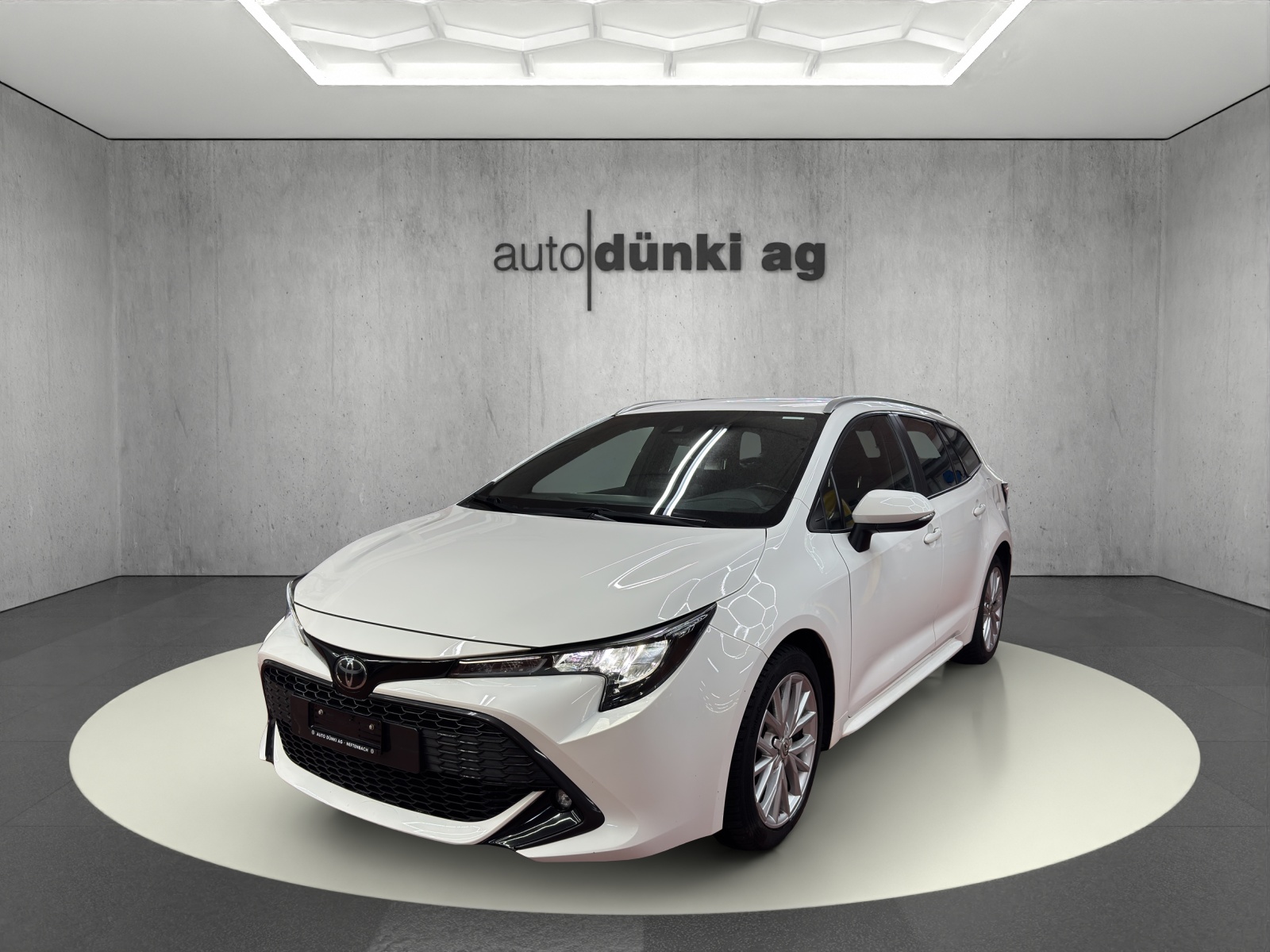 TOYOTA Corolla Touring Sports 1.2 Turbo Comfort-image-0