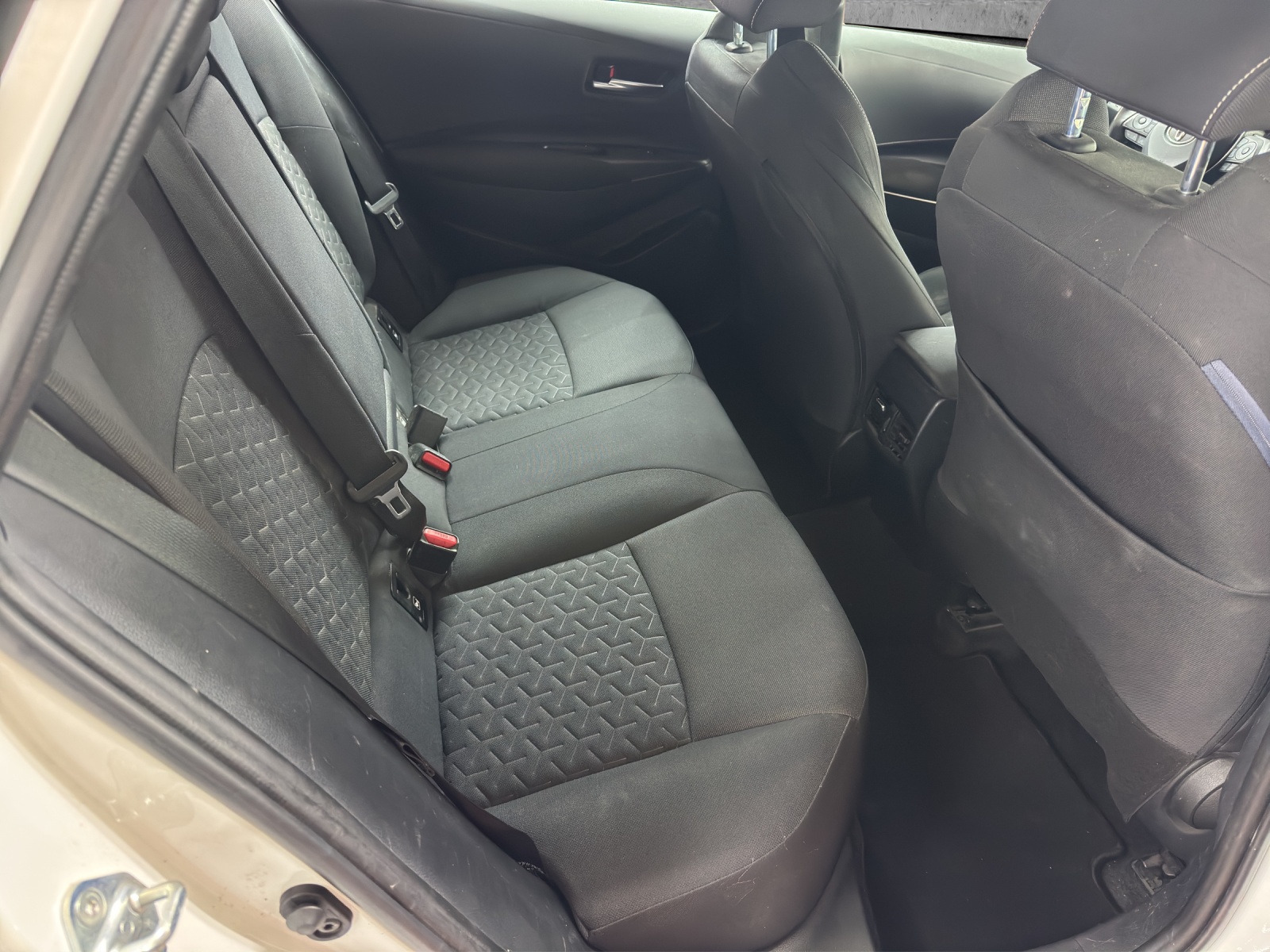 TOYOTA Corolla Touring Sports 1.2 Turbo Comfort-image-11