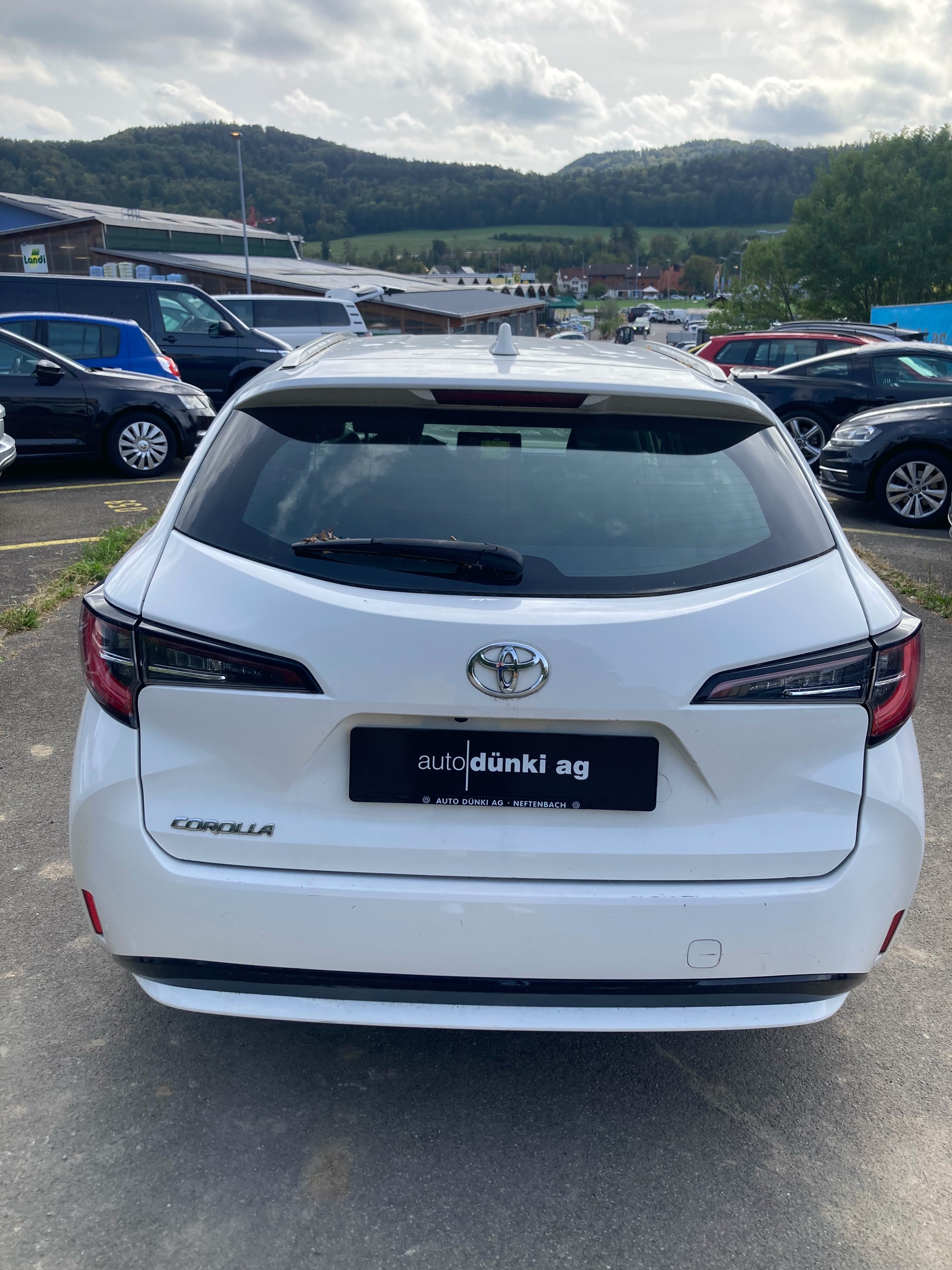 TOYOTA Corolla Touring Sports 1.2 Turbo Comfort-image-2