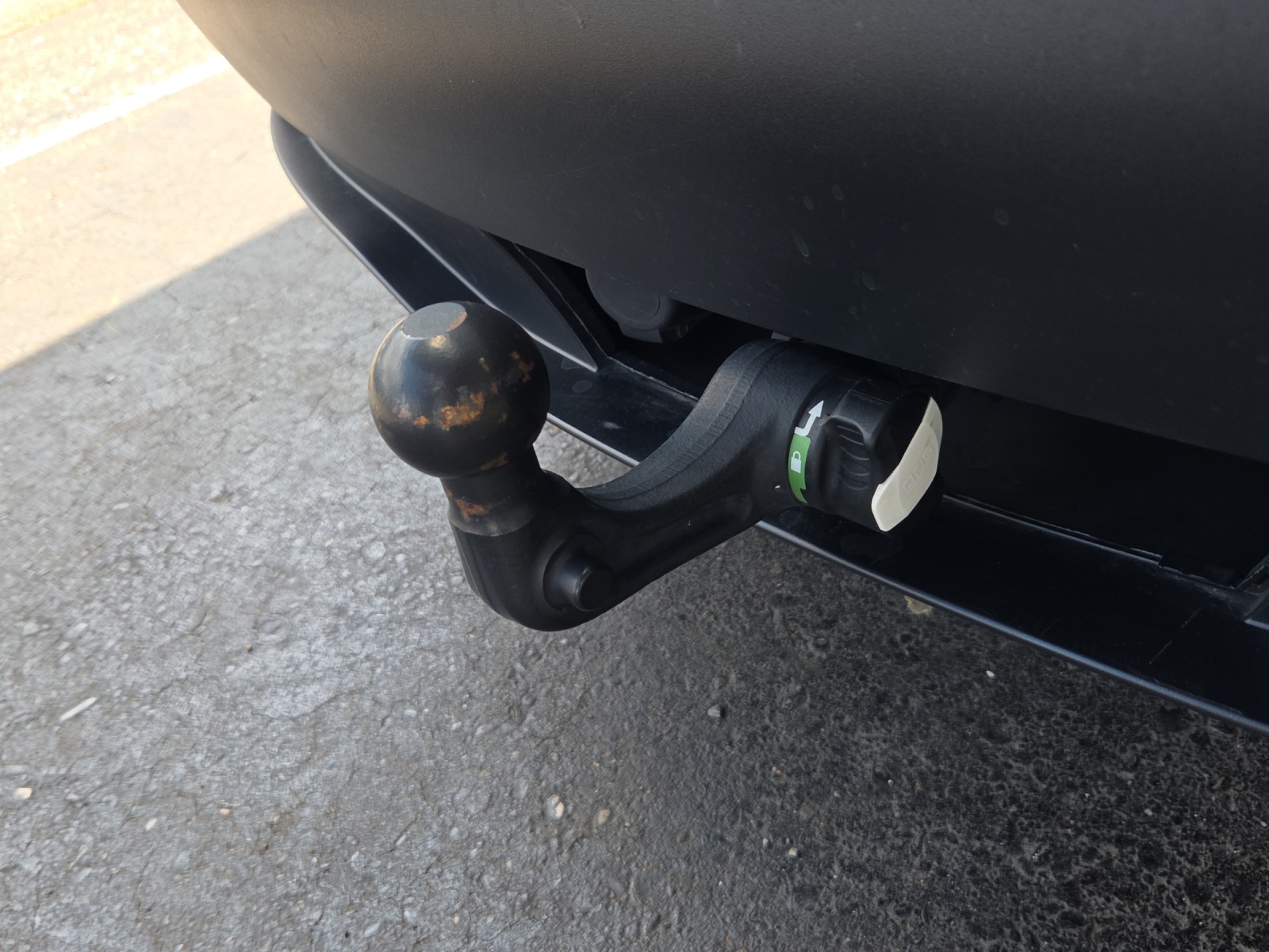 TESLA Model Y Long Range-image-12
