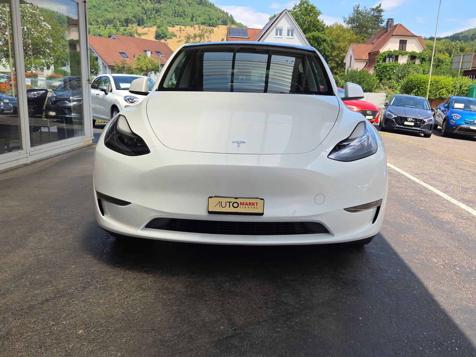 TESLA Model Y Long Range-image-3
