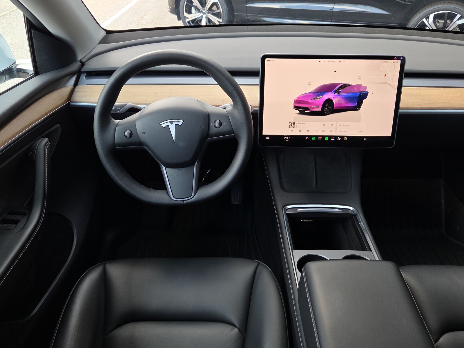 TESLA Model Y Long Range-image-8