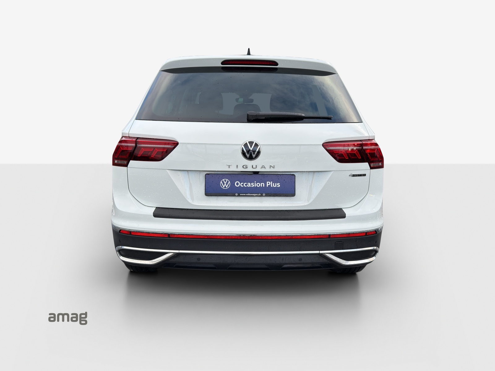 VW Tiguan 2.0 TDI SCR Elegance 4Motion DSG-image-3