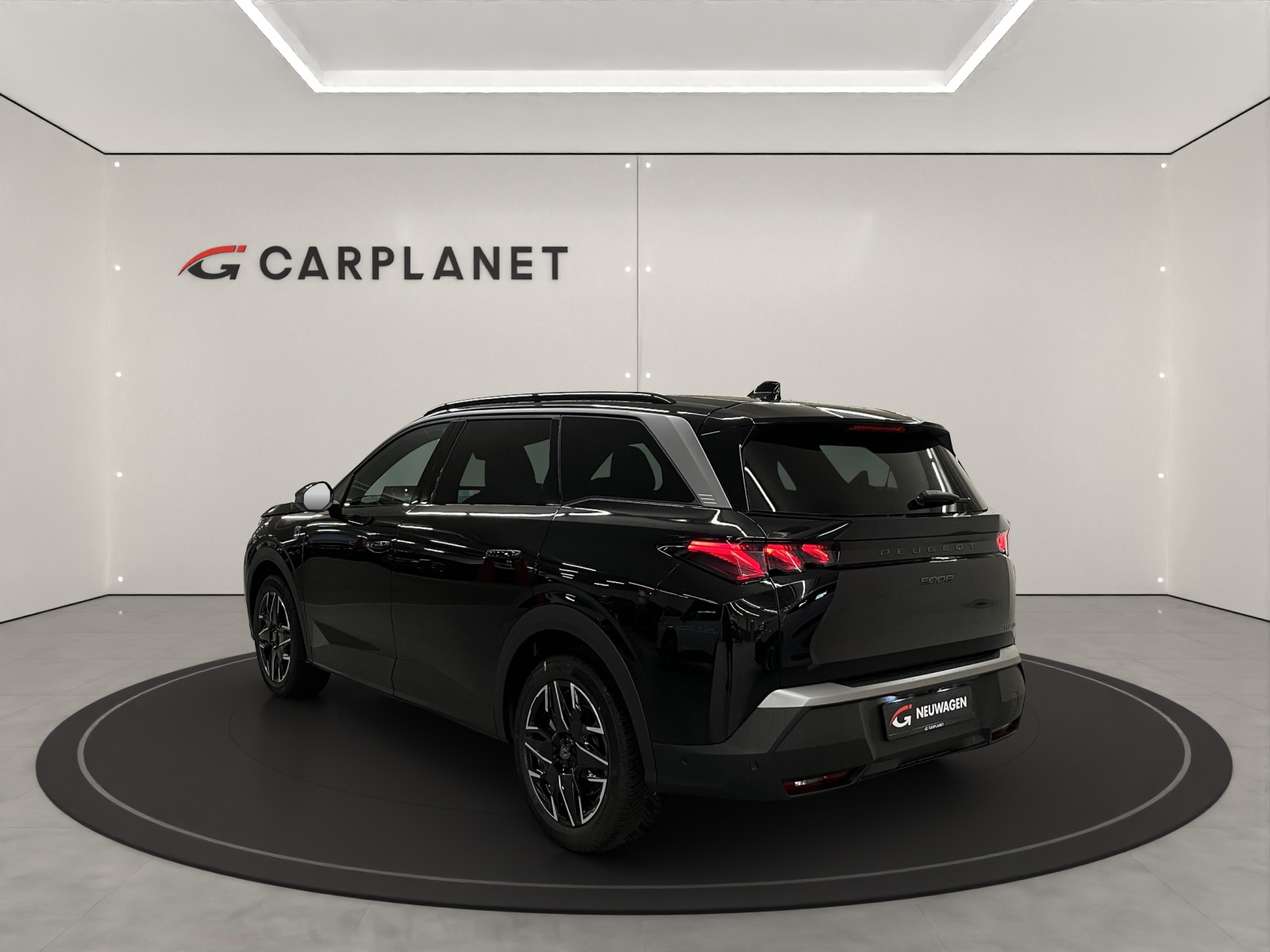 PEUGEOT 5008 1.2 Hybrid GT-image-3