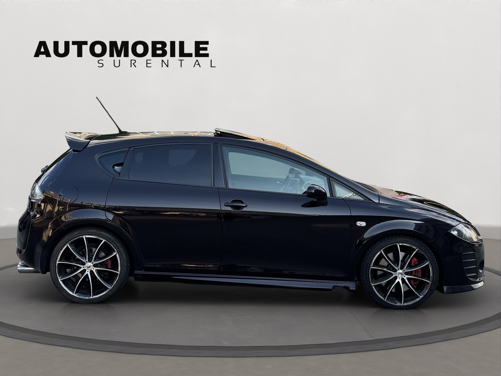 SEAT Leon 2.0 TSI Cupra-image-3