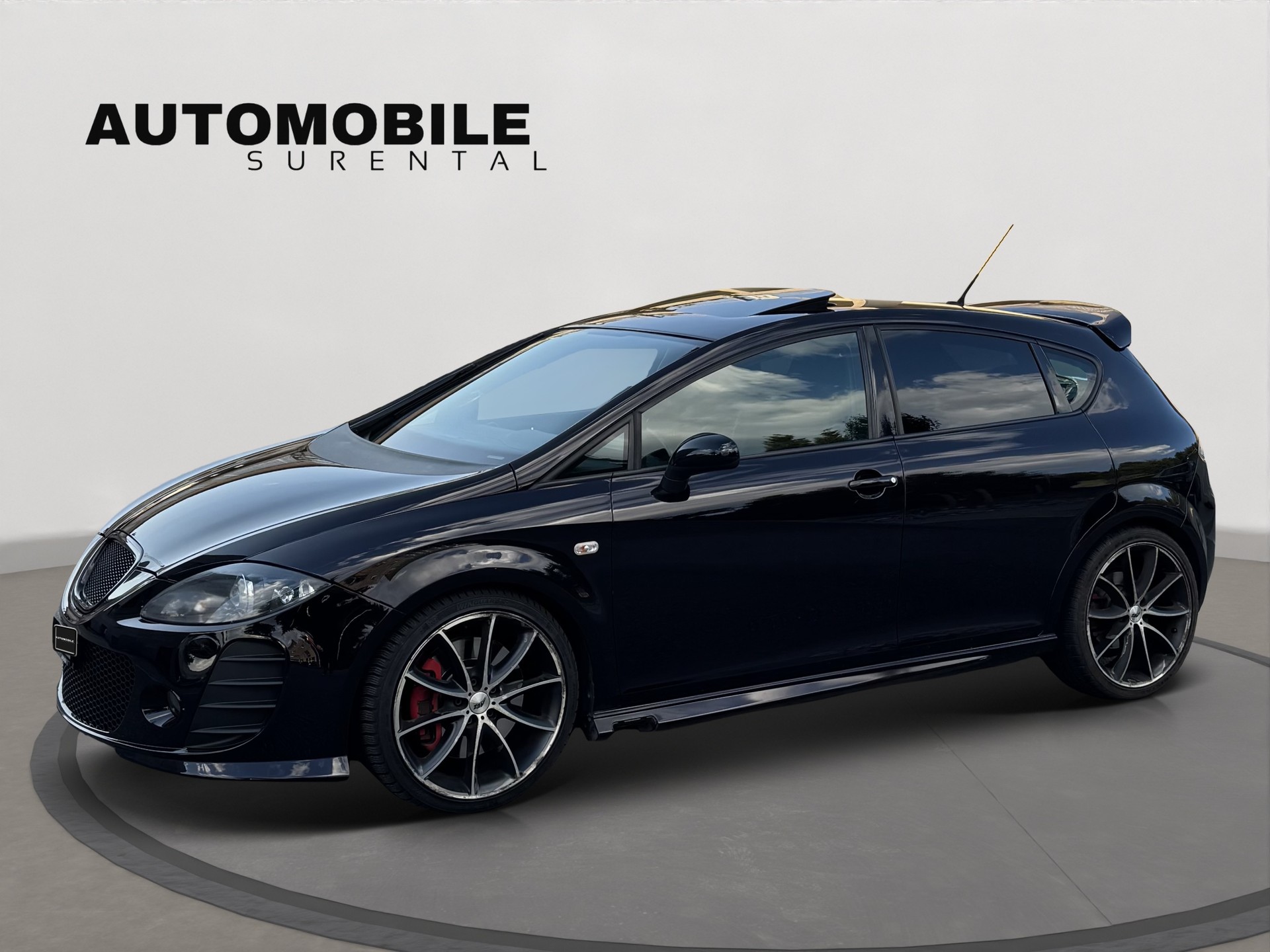 SEAT Leon 2.0 TSI Cupra-image-1