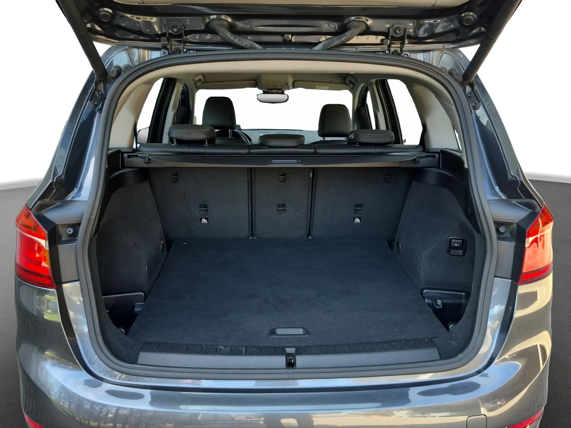BMW 218d xDrive Gran Tourer Steptronic Sport Line *Anhängerkupplung*-image-11