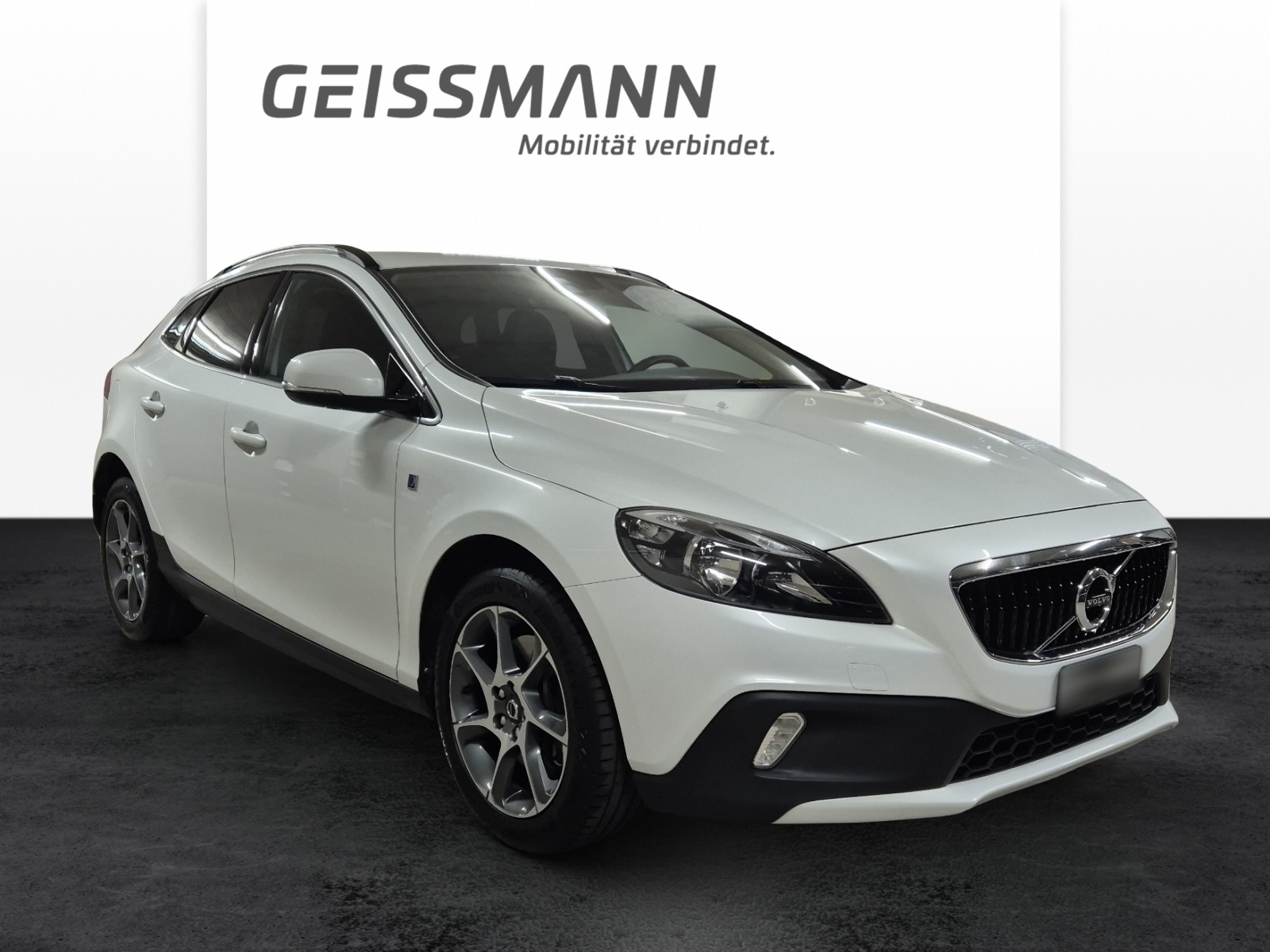 VOLVO V40 CC 2.0 T4 Ocean Race AWD S/S-image-1