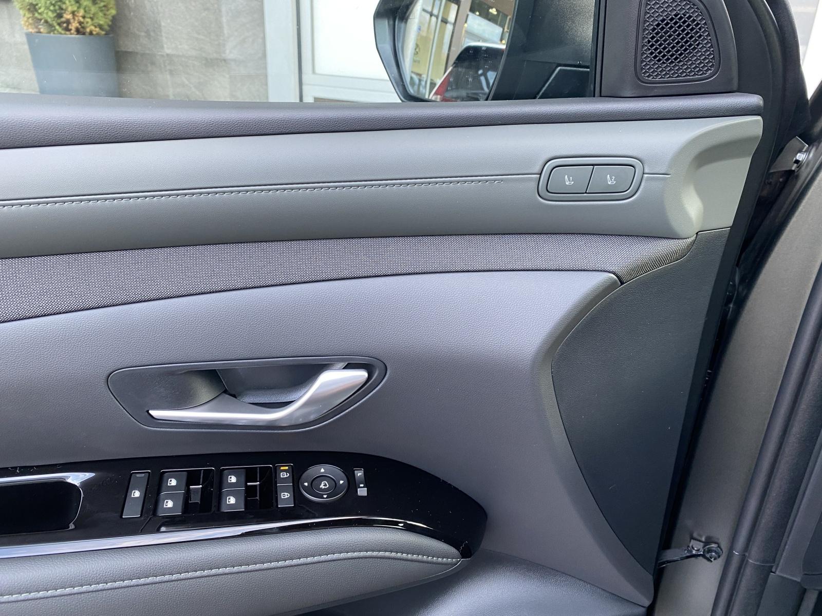 HYUNDAI Tucson 1.6 T-GDi HEV 20th Anniversary 4WD-image-16